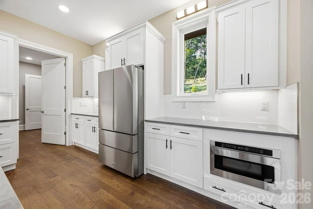 246 Northview Drive - Photo 12