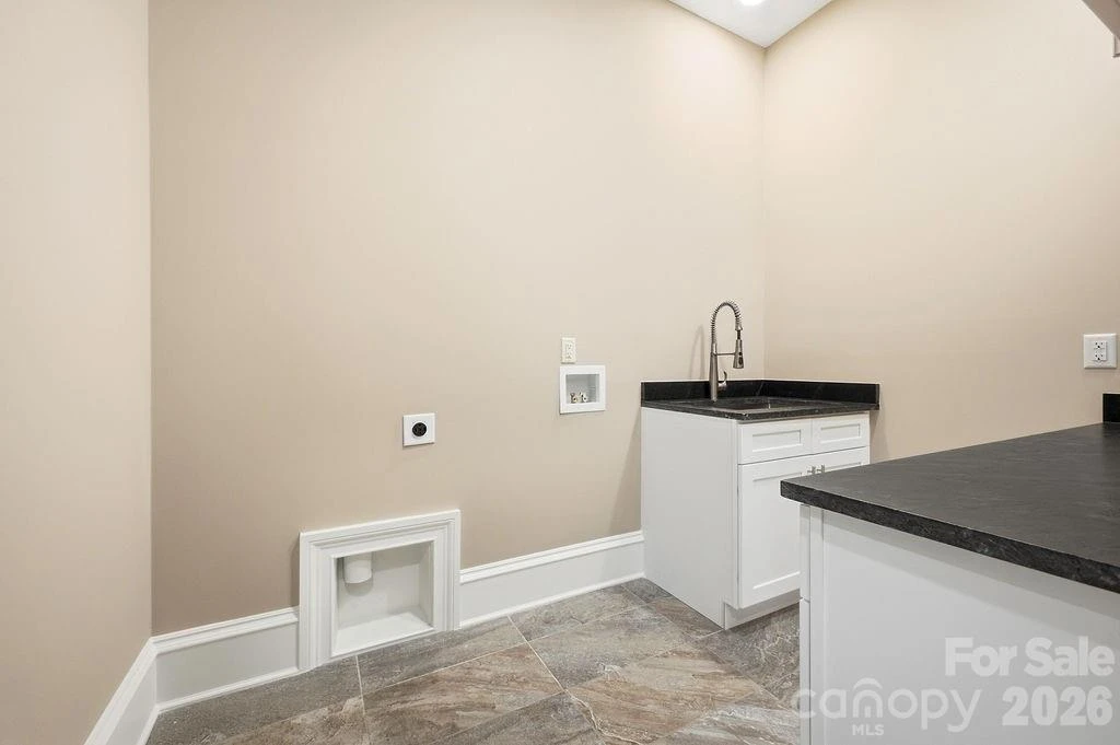 246 Northview Drive - Photo 21
