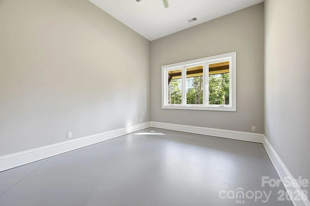 246 Northview Drive - Photo 41