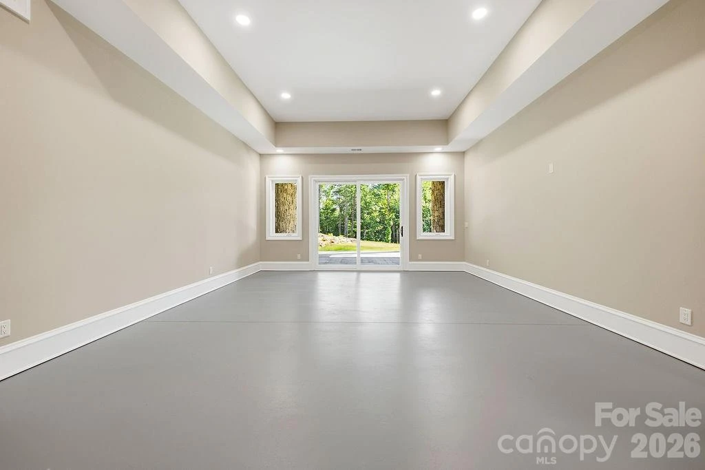 246 Northview Drive - Photo 45