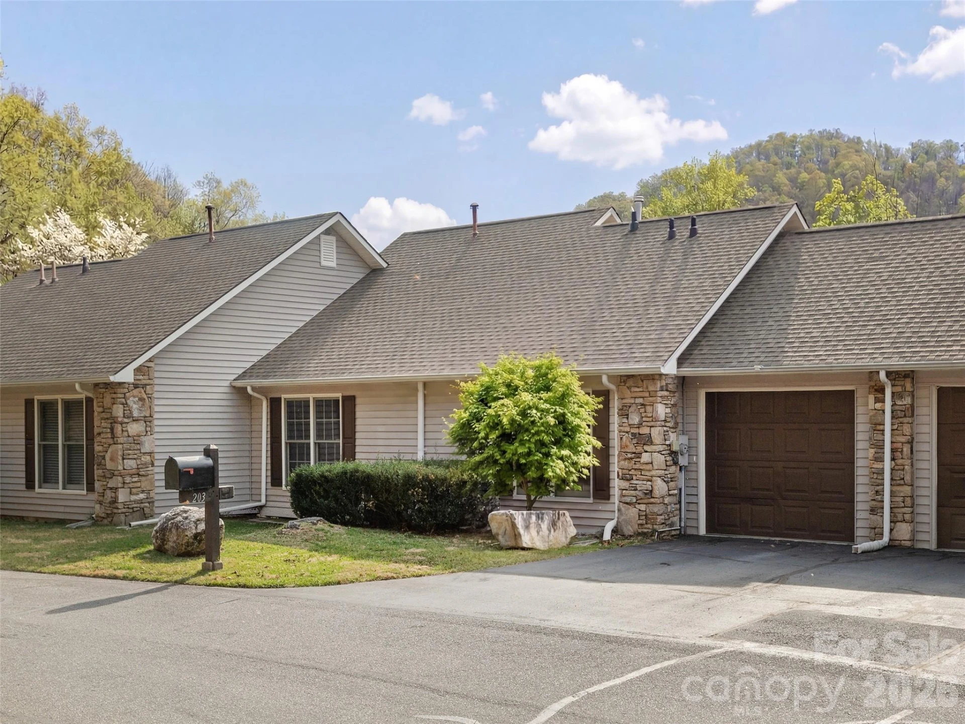 203 Rocky Mountain Way - Photo 27