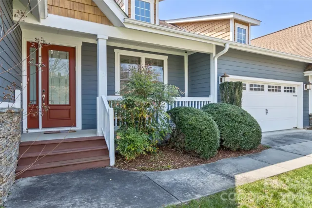 37 Creekside View Drive