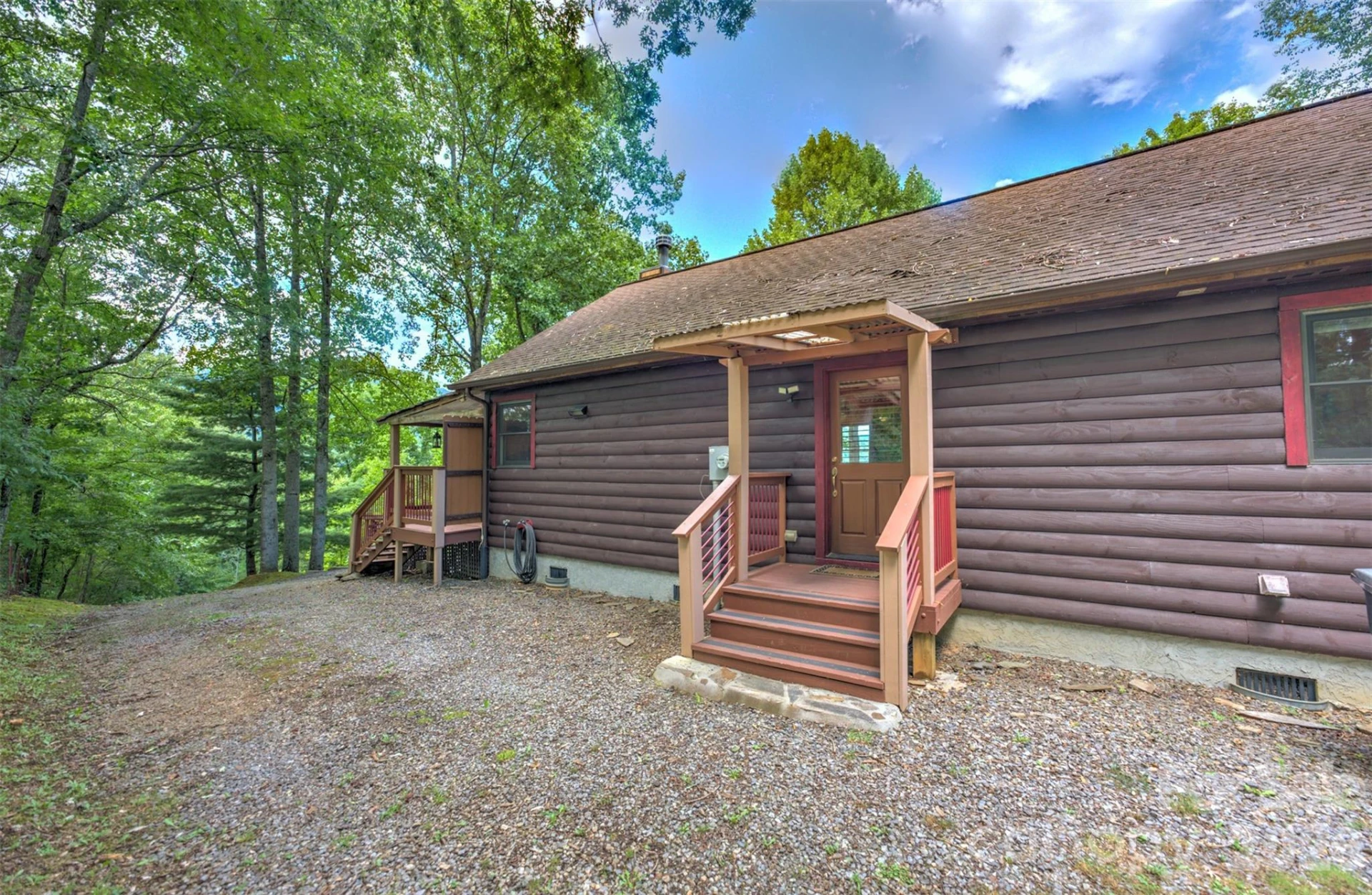 612 Whispering Winds Road - Photo 14