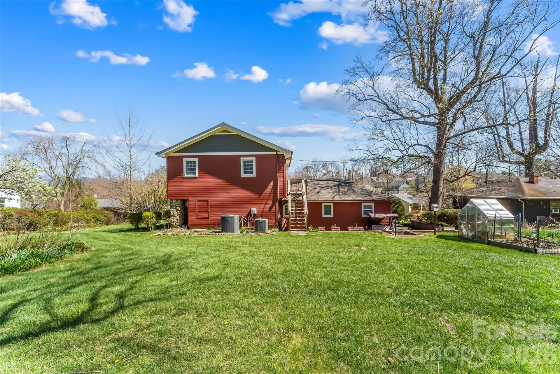 10 Woodmont Drive - Photo 35