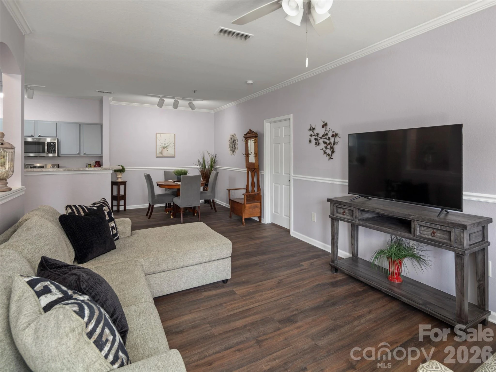 900 Vista Lake Drive #208 - Photo 4