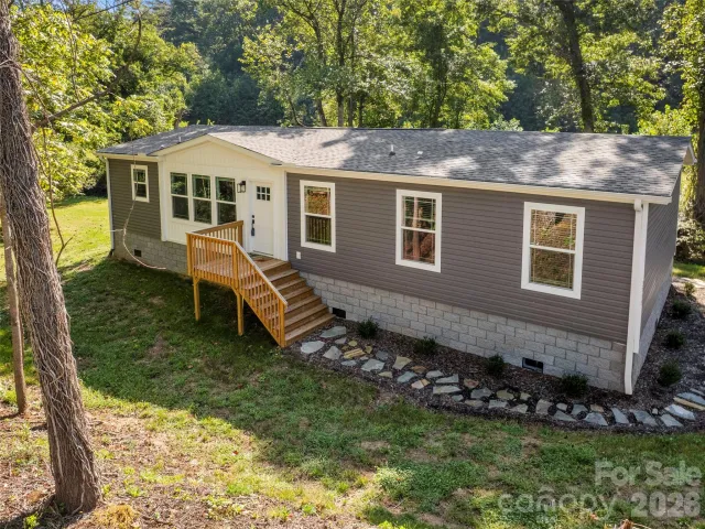 2095 Emmas Grove Road
