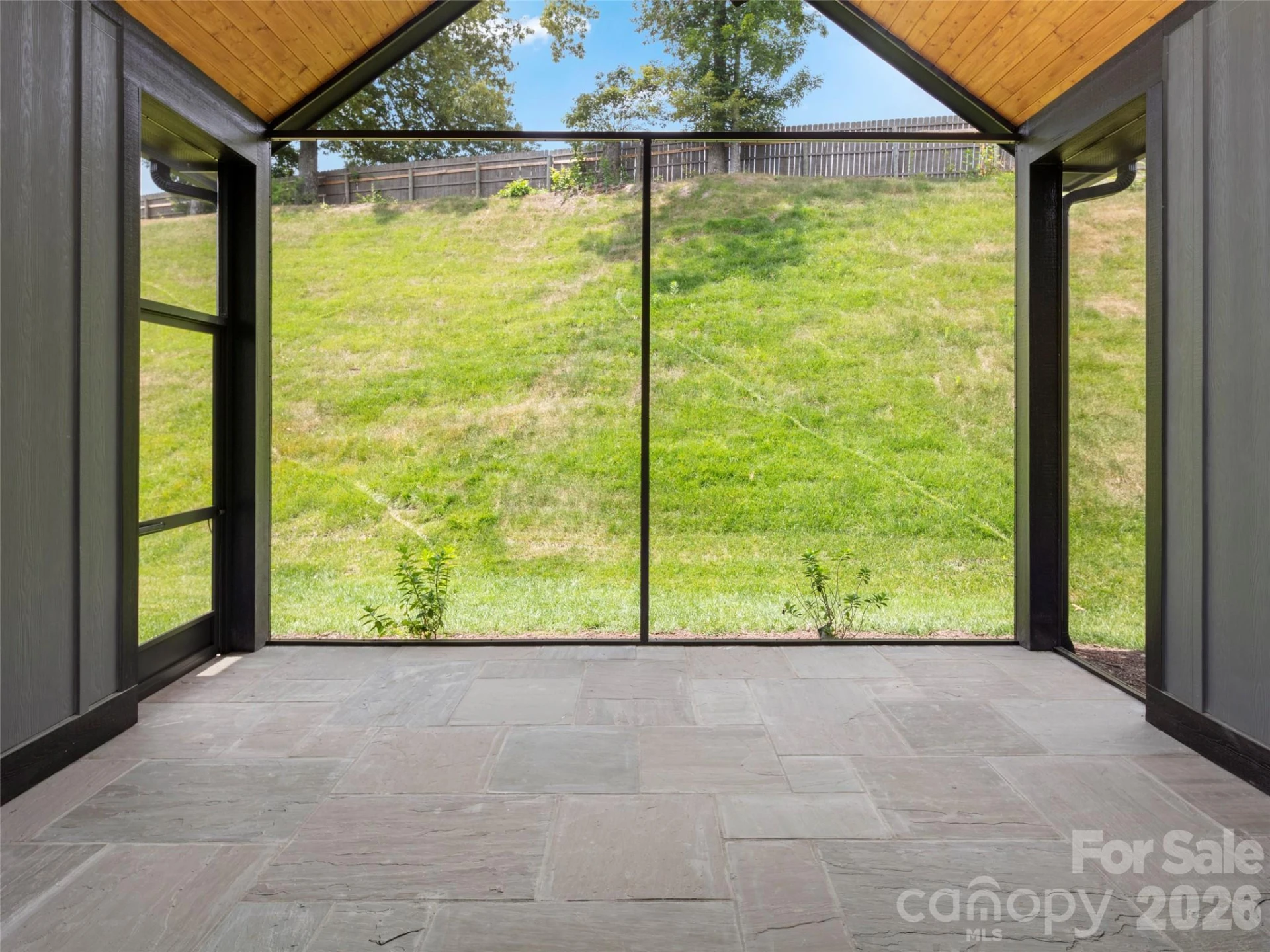 504 Blue River Drive - Photo 14
