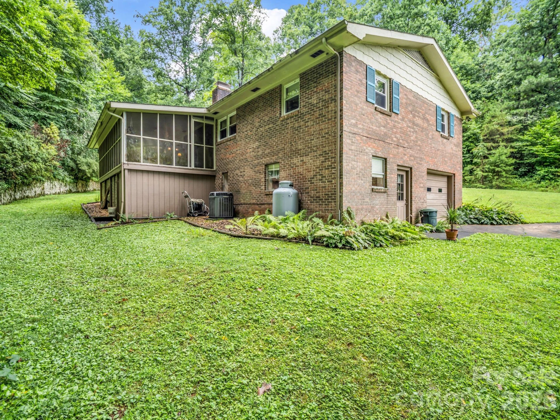 103 Maplewood Lane - Photo 5