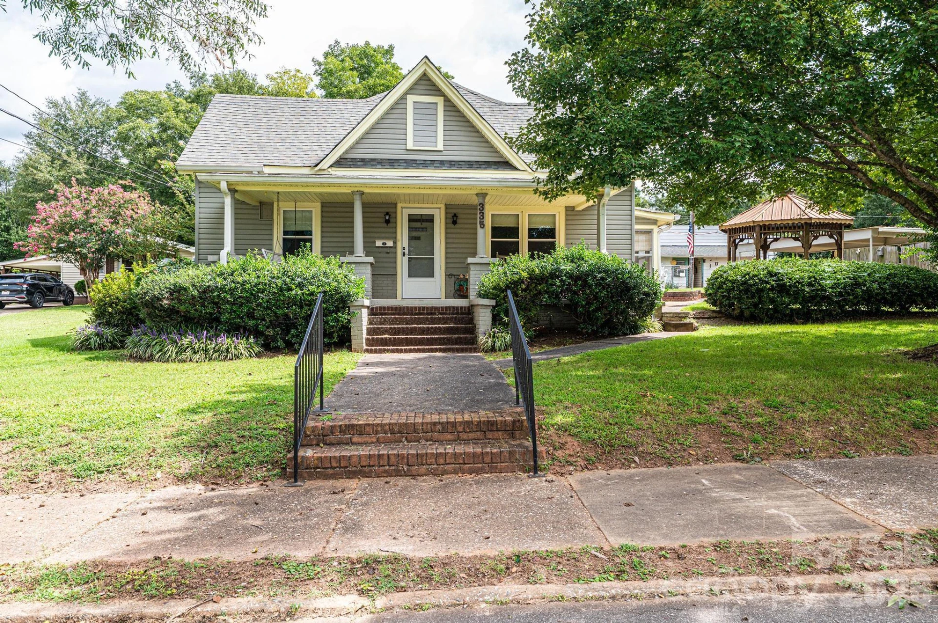 335 Harmon Street - Photo 26