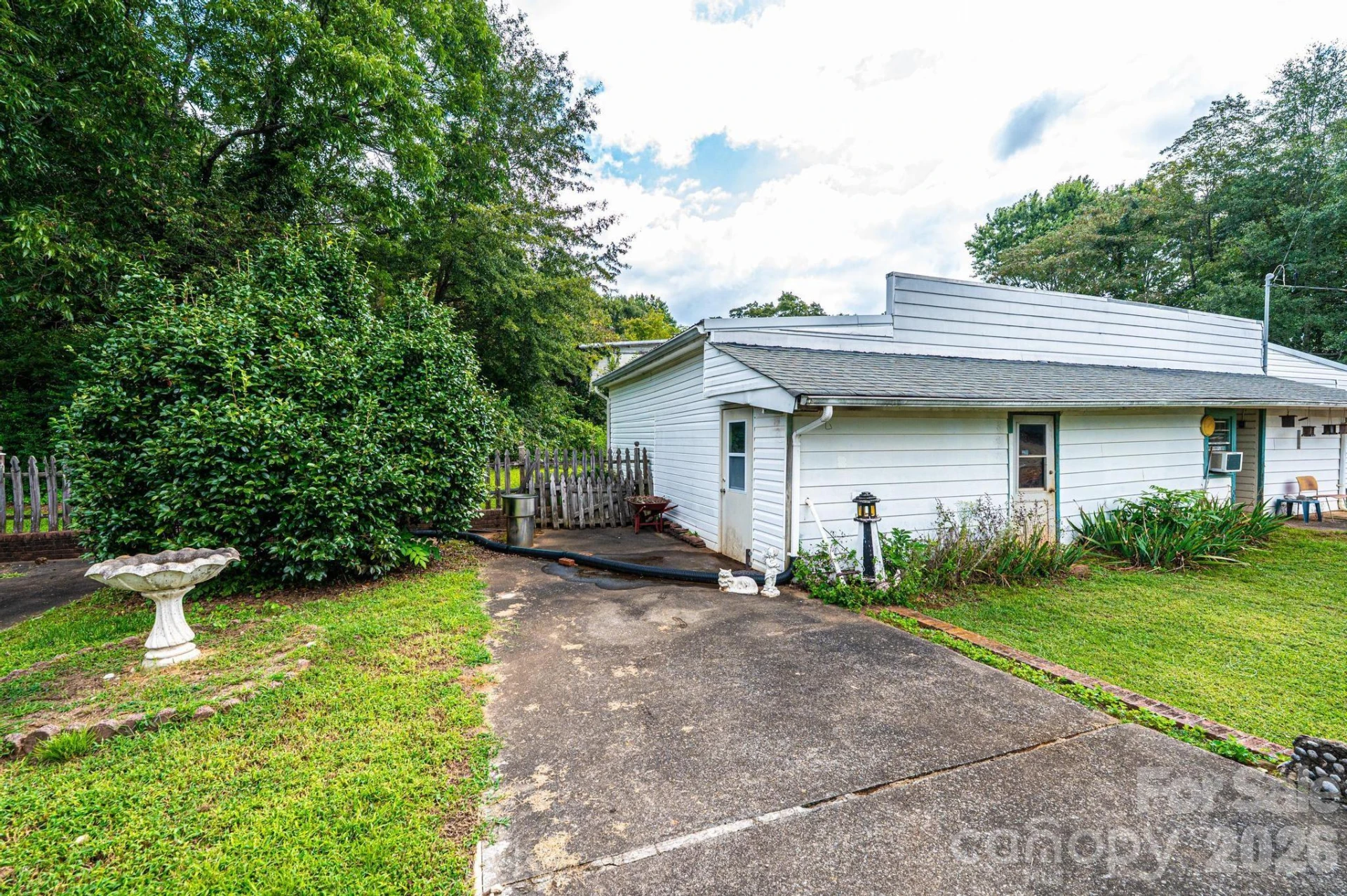 335 Harmon Street - Photo 42