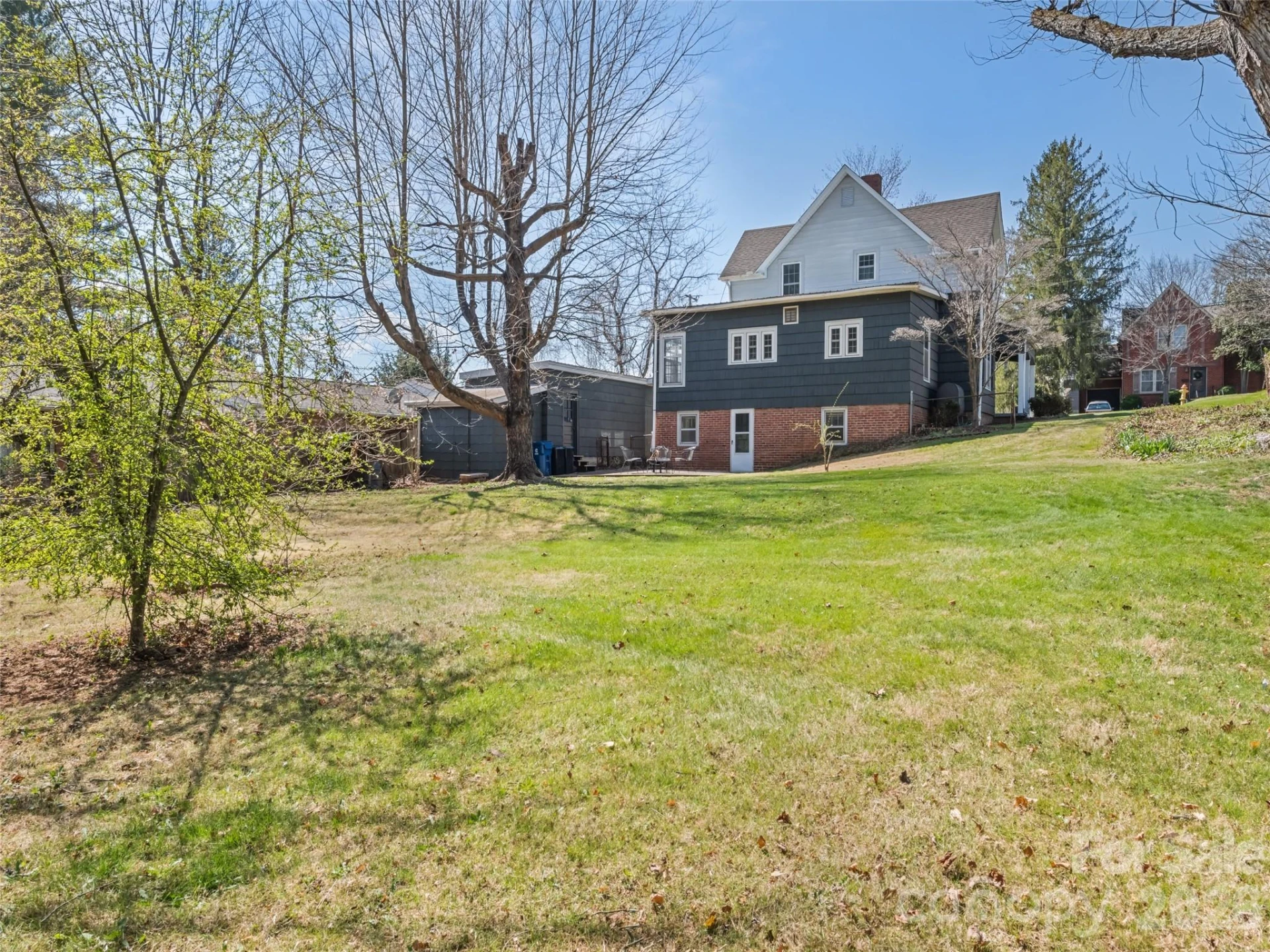 151 Hampton Heights - Photo 16