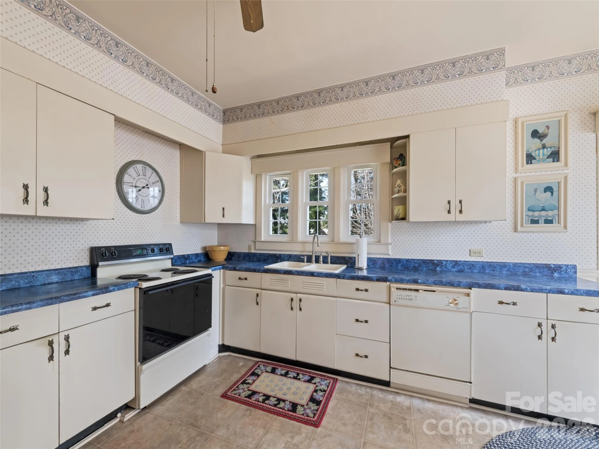151 Hampton Heights - Photo 24