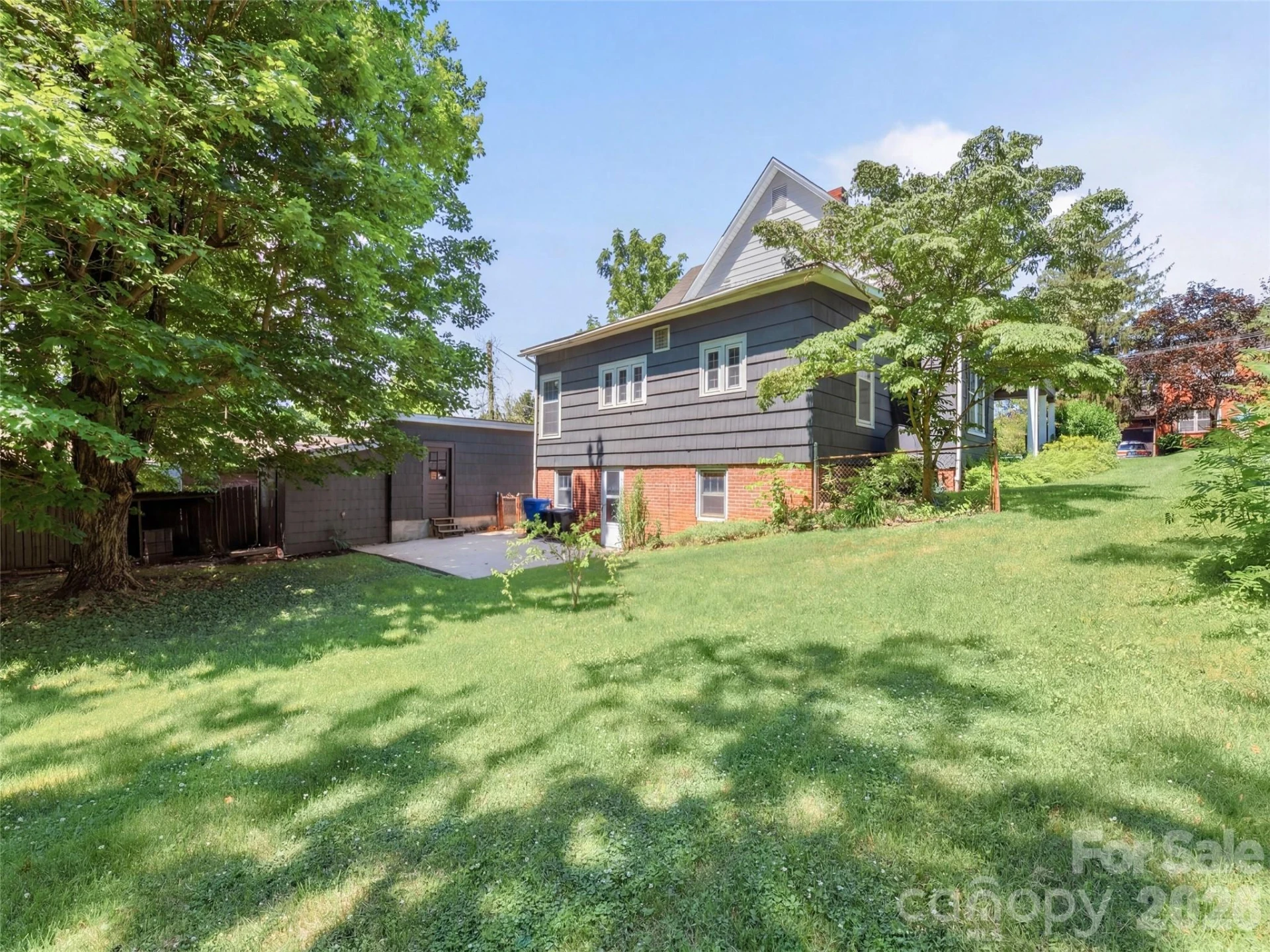 151 Hampton Heights - Photo 6
