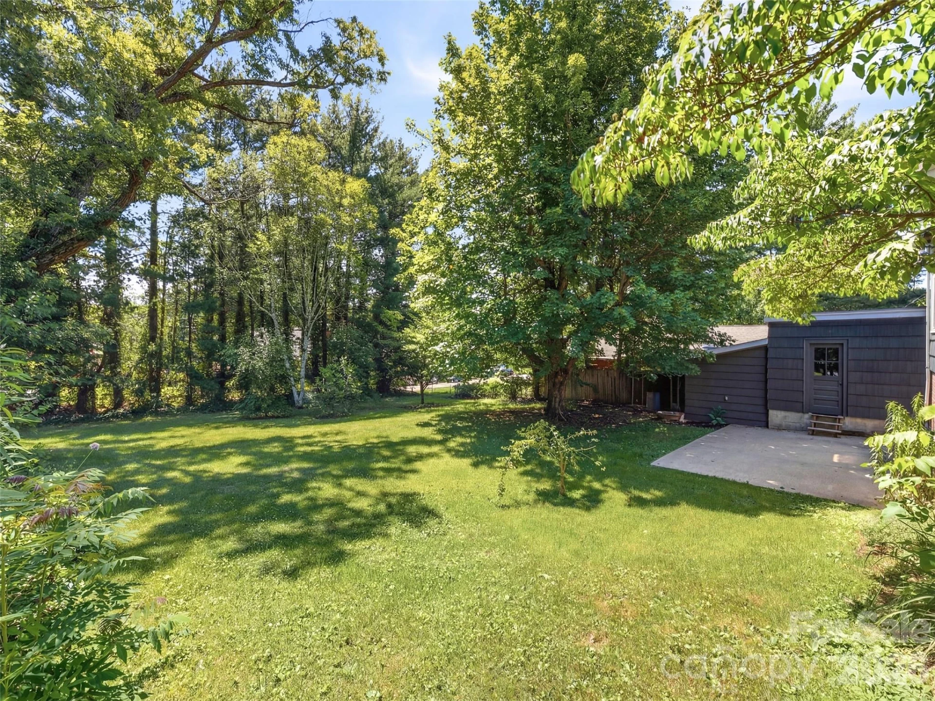 151 Hampton Heights - Photo 8