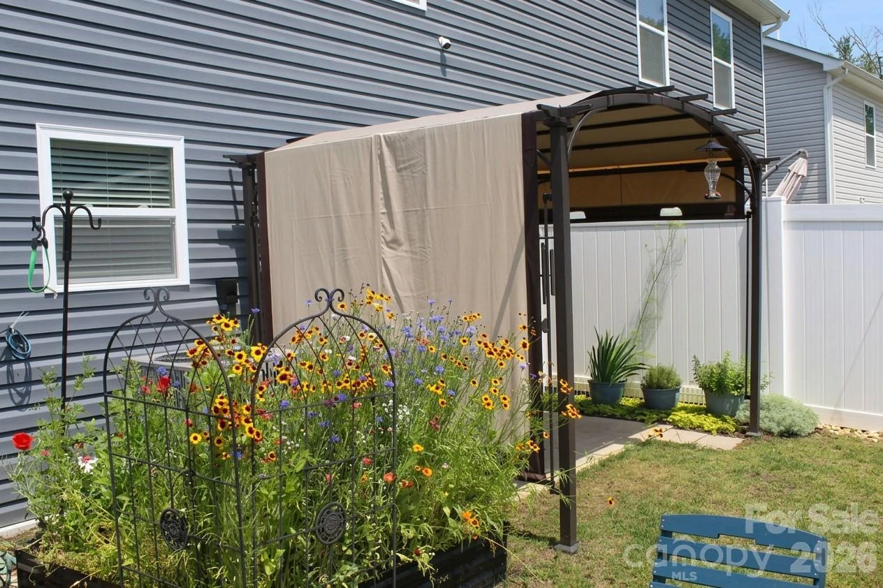 83 Malcolm Court - Photo 25
