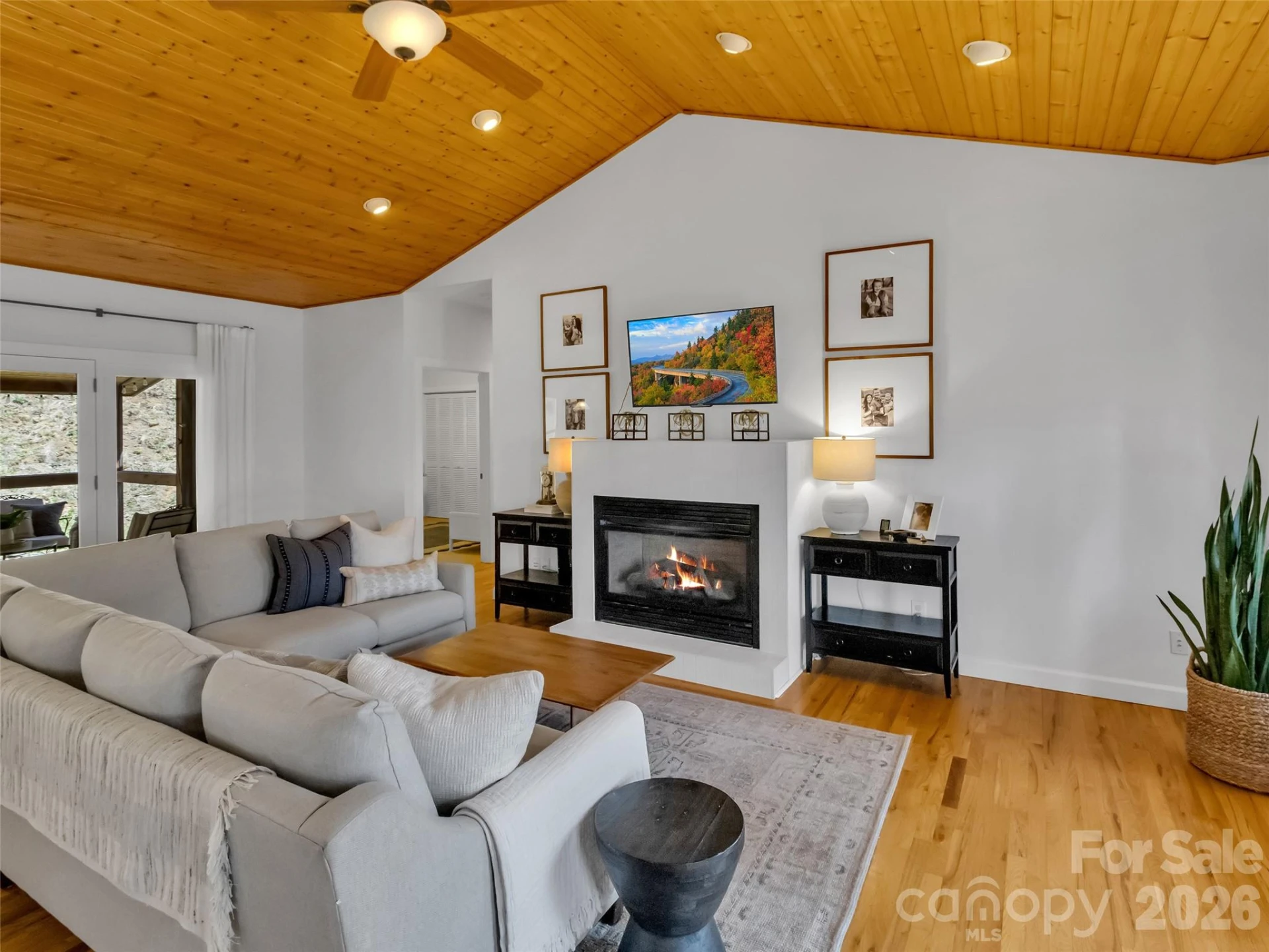 523 Brandywine Road - Photo 5
