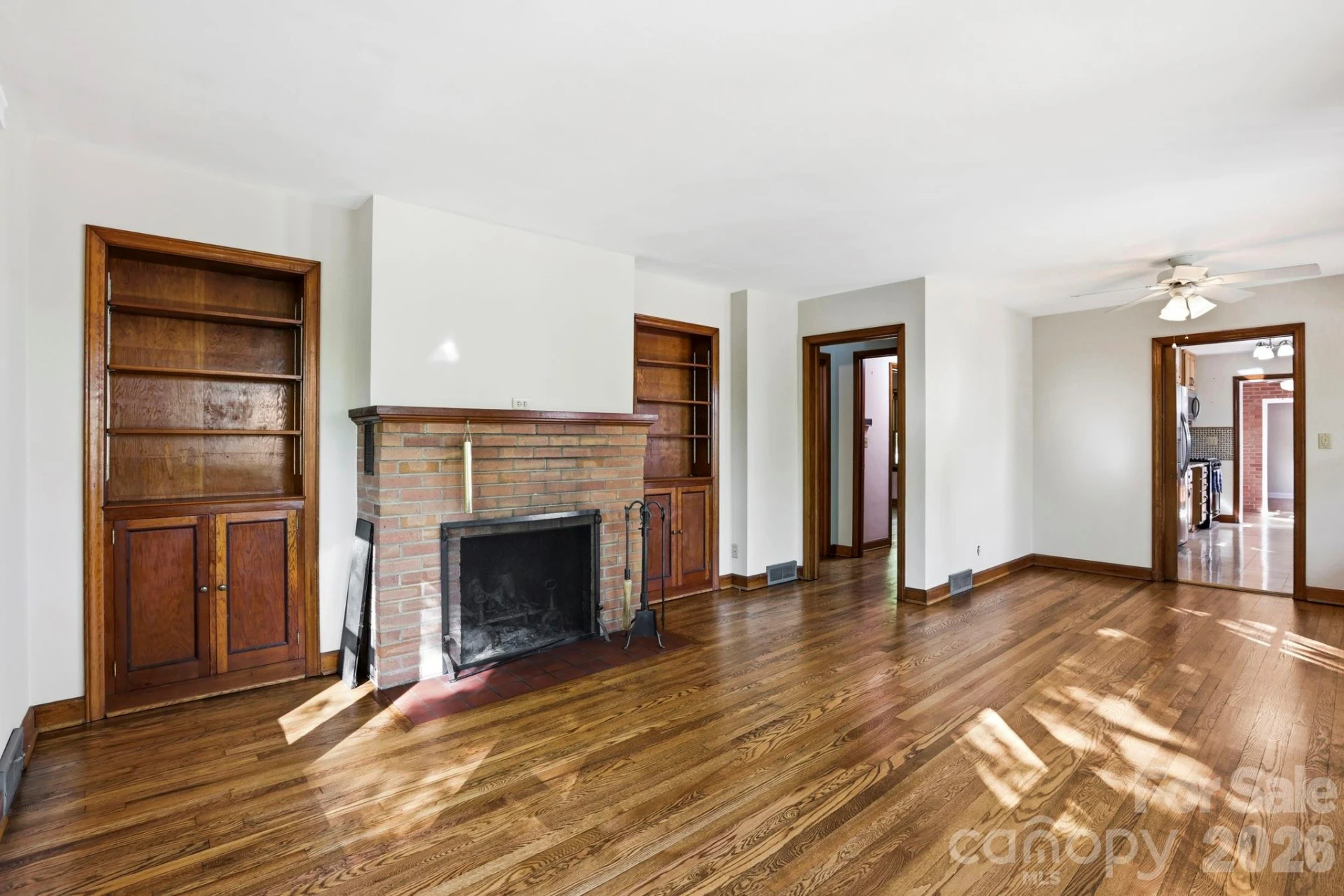 121 Wells Street - Photo 11