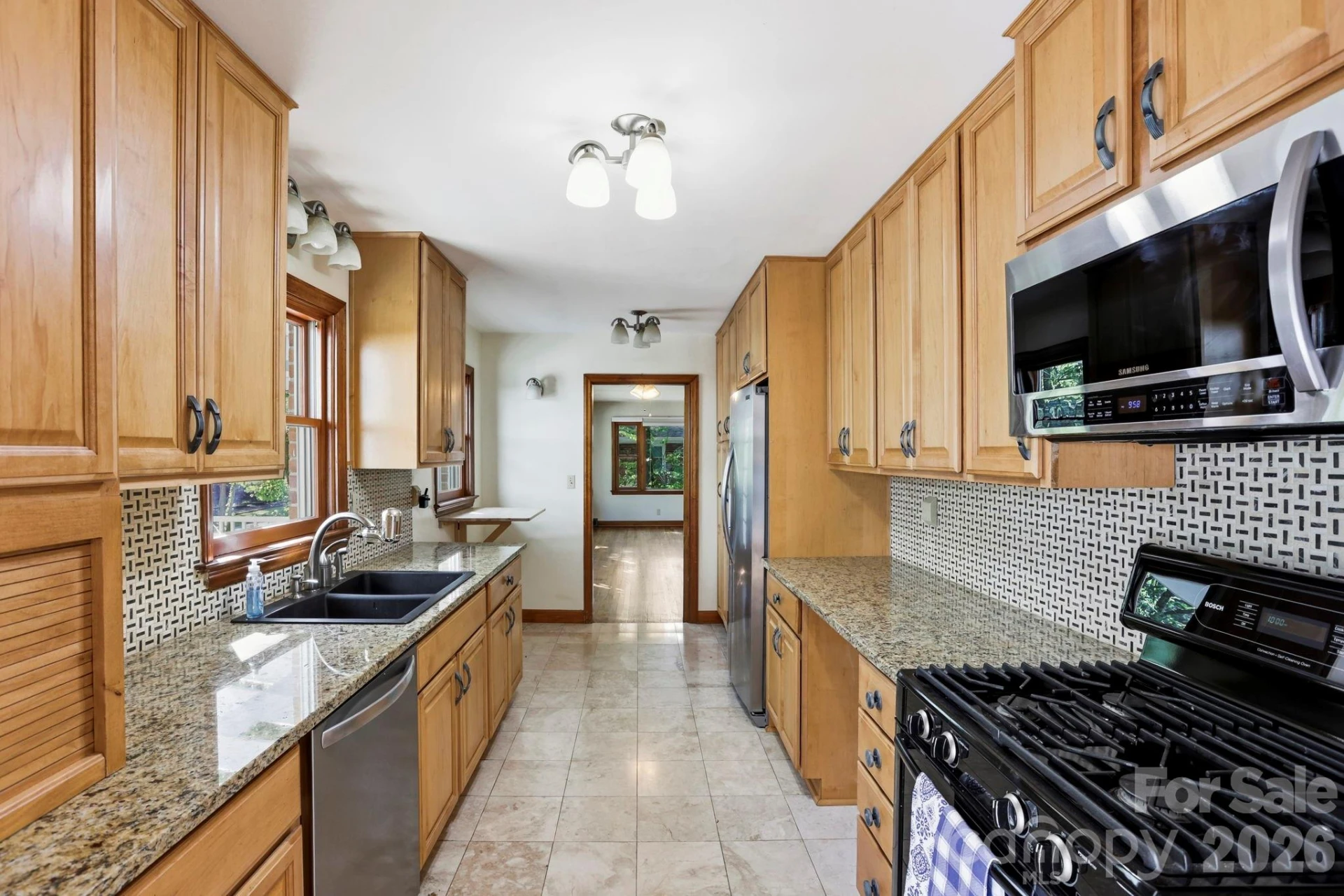 121 Wells Street - Photo 5