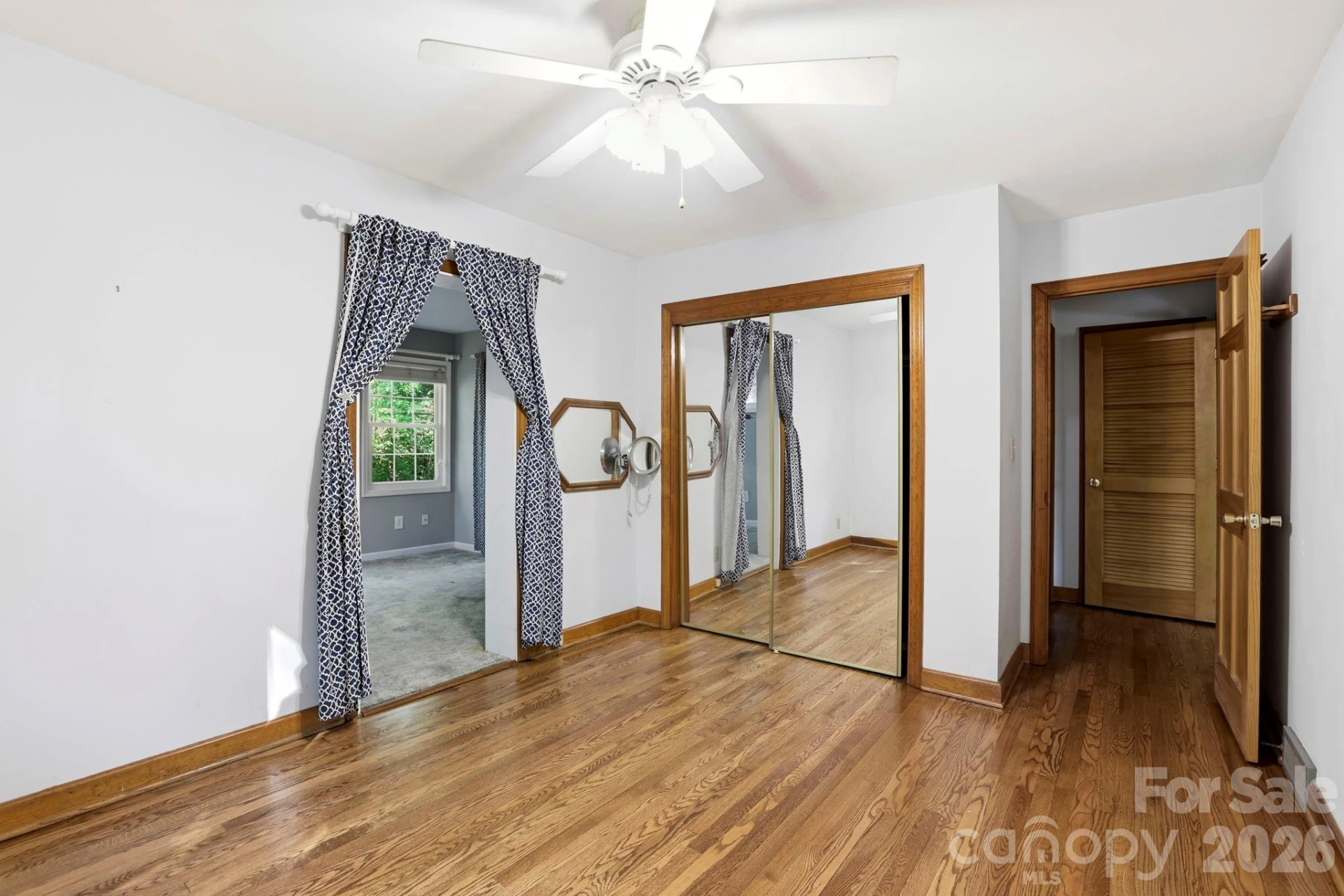 121 Wells Street - Photo 18