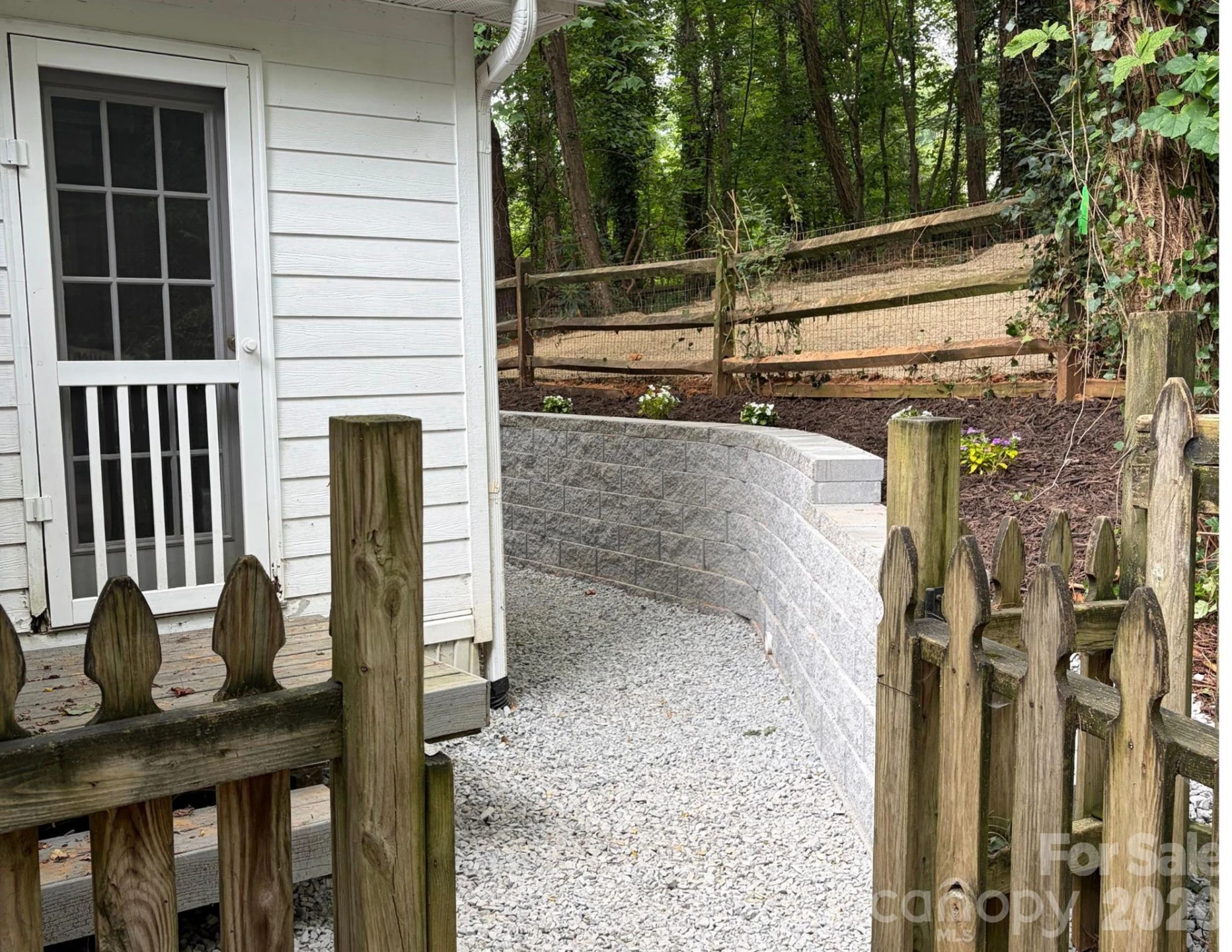 121 Wells Street - Photo 32