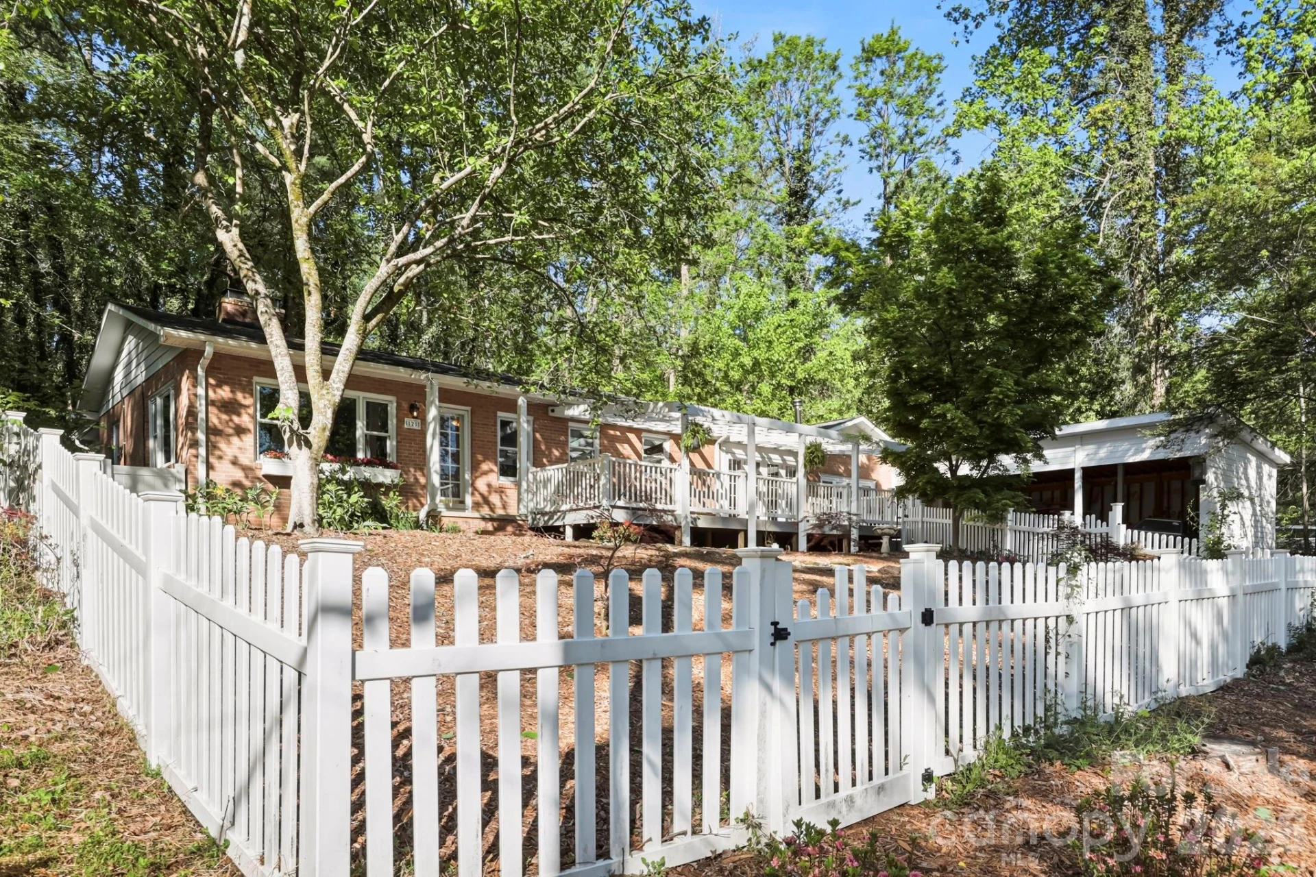 121 Wells Street - Photo 38
