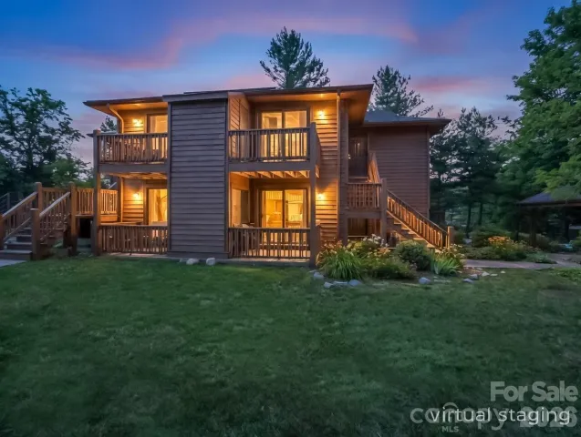 520 Courtwood Lane
