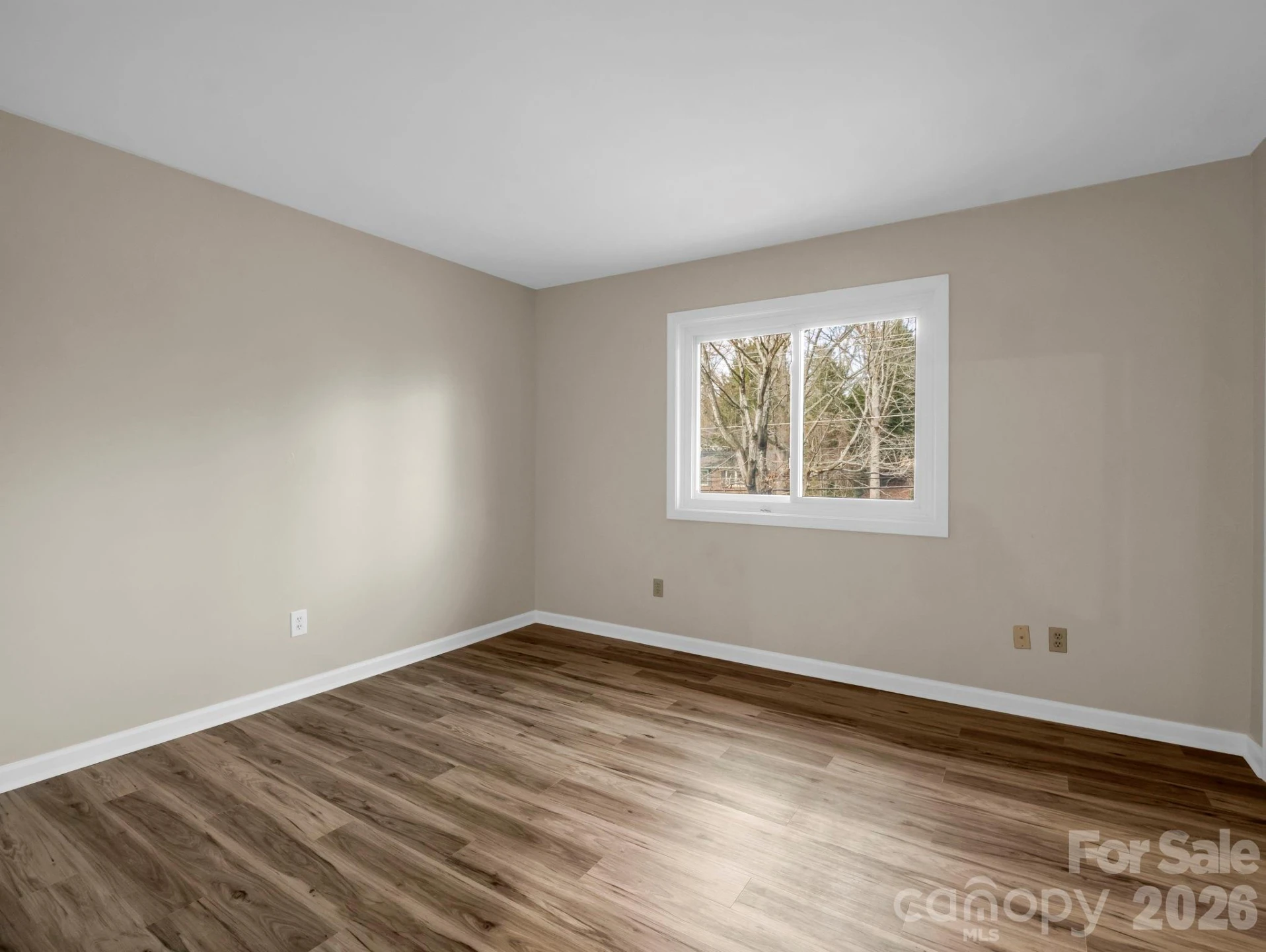520 Courtwood Lane #1-8 - Photo 7