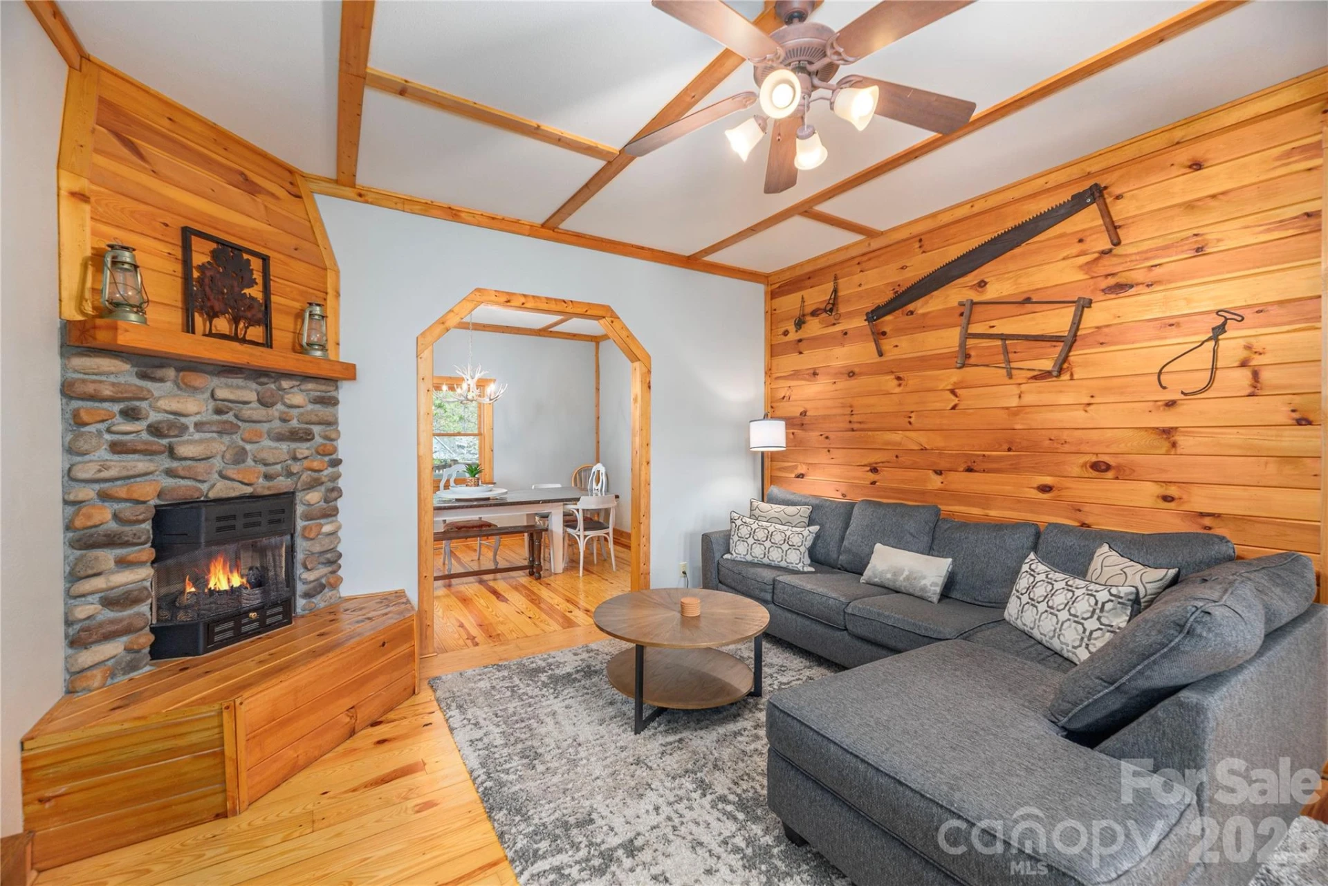 129 Valley Creek Drive - Photo 2
