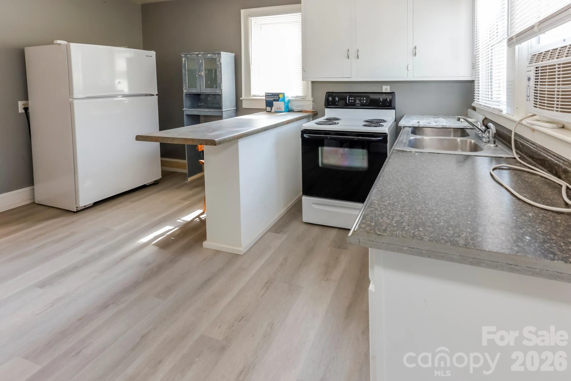 114 S Mitchell Street - Photo 16