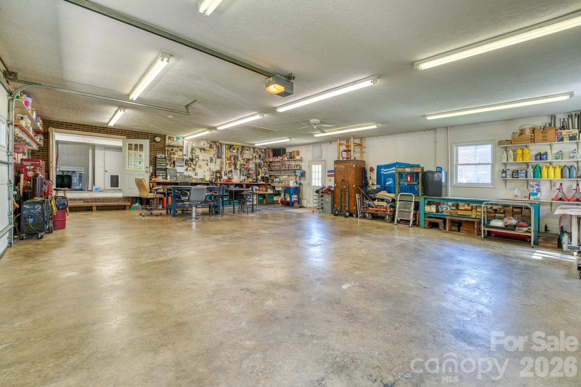 2456 Hendersonville Highway - Photo 31