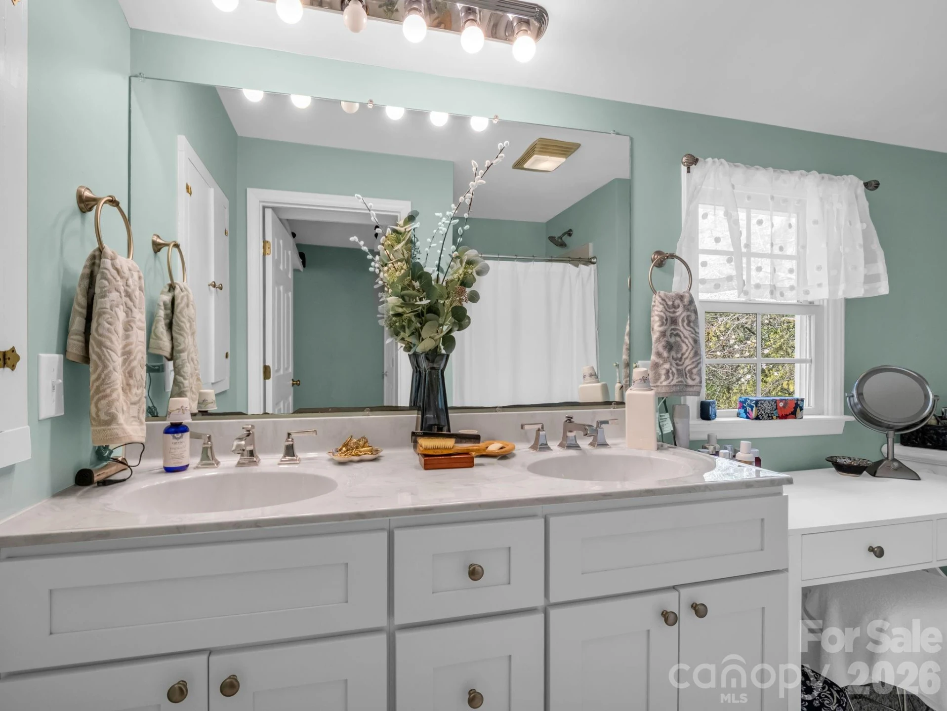 527 N Main Street - Photo 32