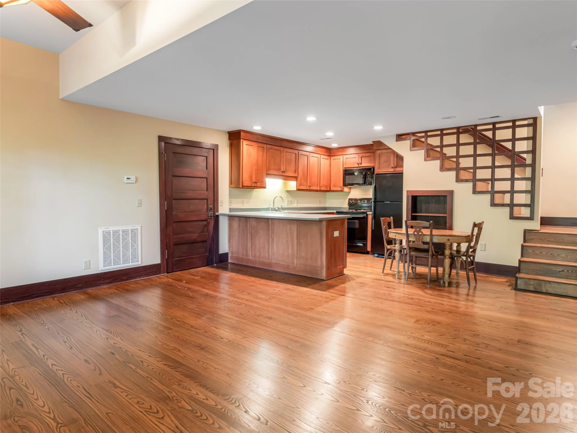 935 Whites Lake Boulevard - Photo 31