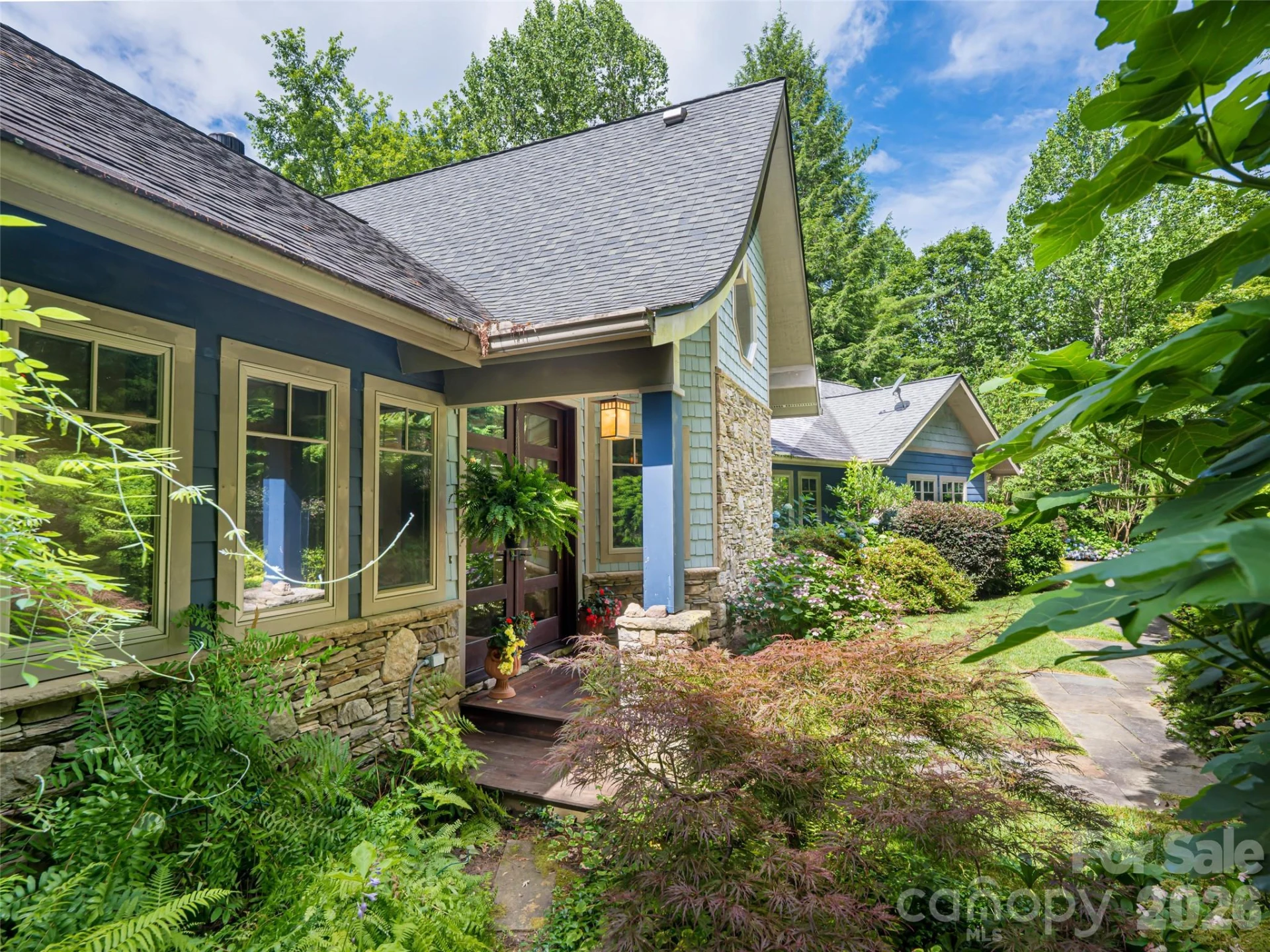 935 Whites Lake Boulevard - Photo 3