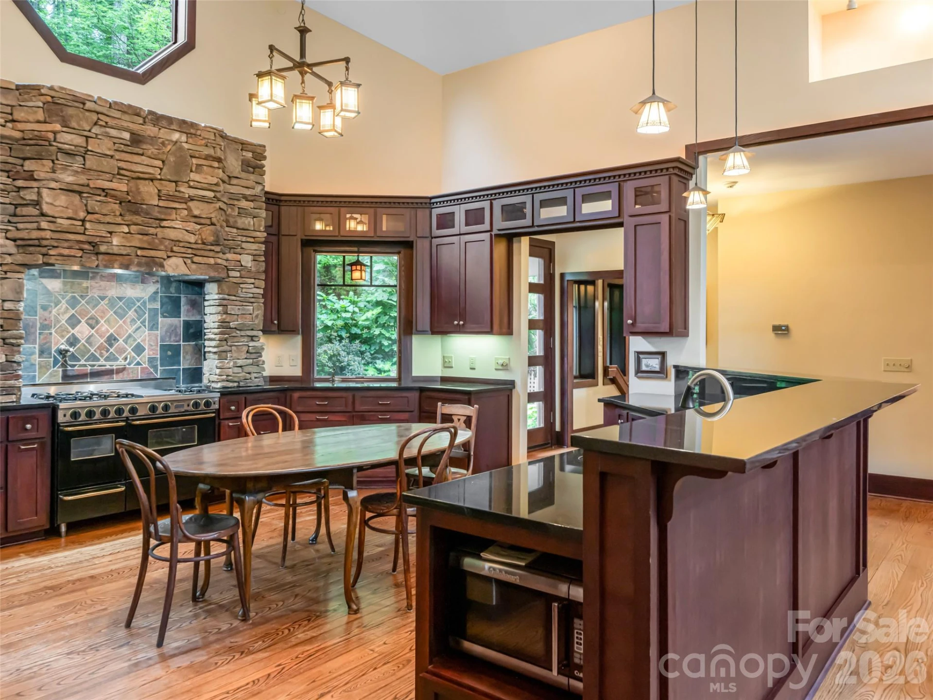 935 Whites Lake Boulevard - Photo 10