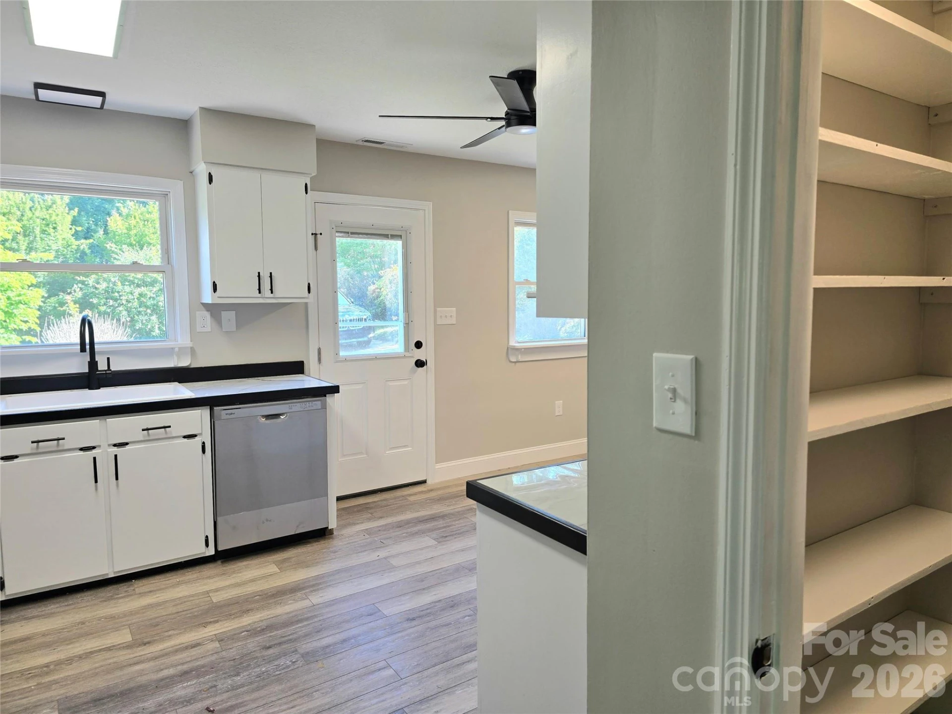 20 Mount Carmel Drive - Photo 15