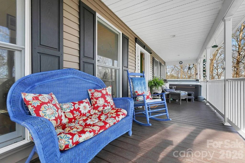 410 Forest Lake Road - Photo 4