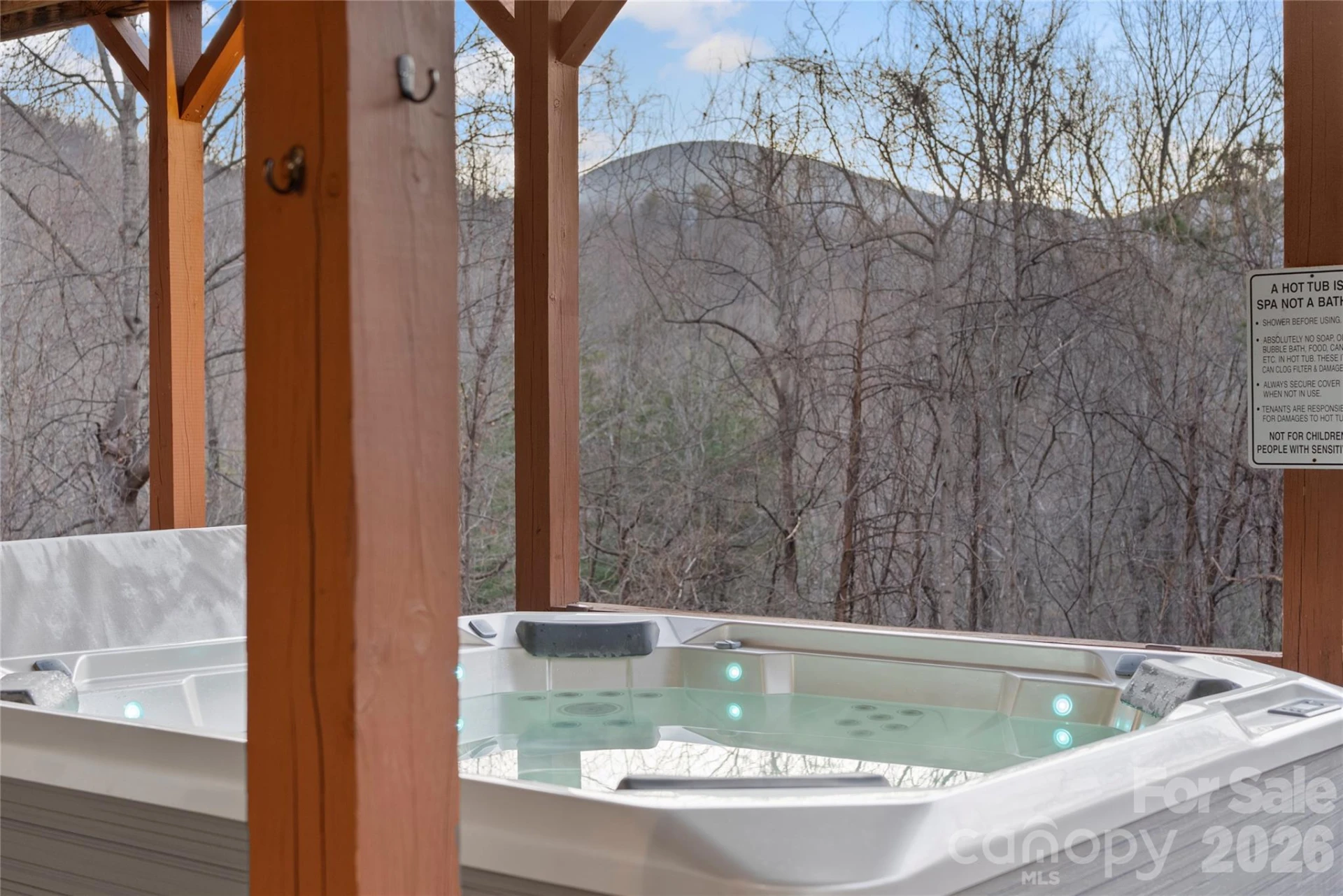 173 Mistletoe Park - Photo 3
