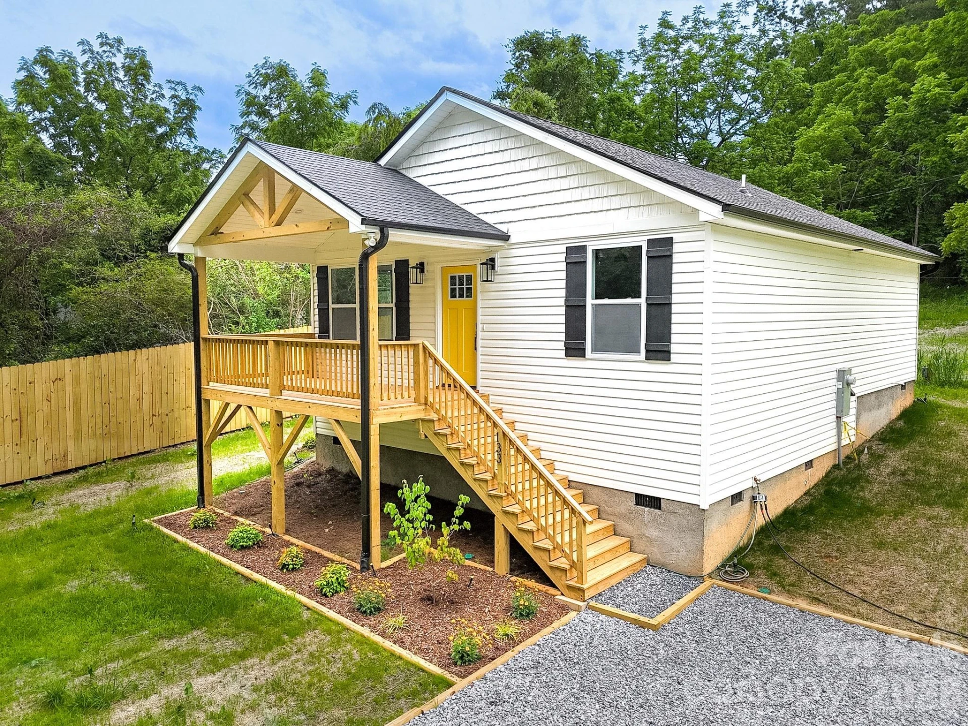 133 Moore Street - Photo 4