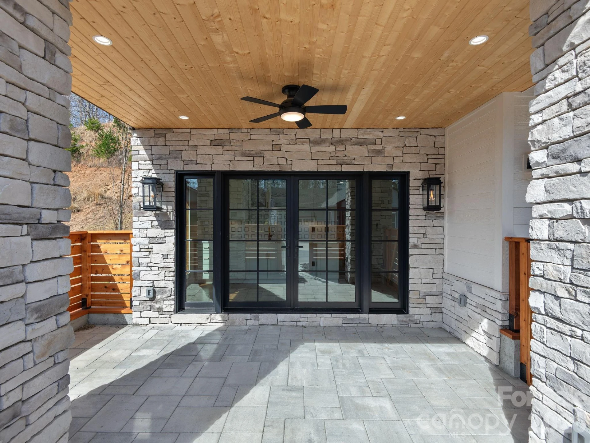 48 Verde Drive - Photo 3