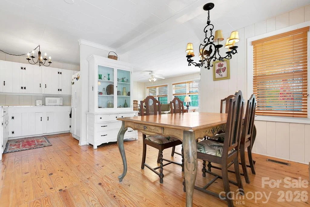 218 Hickory Lane - Photo 5