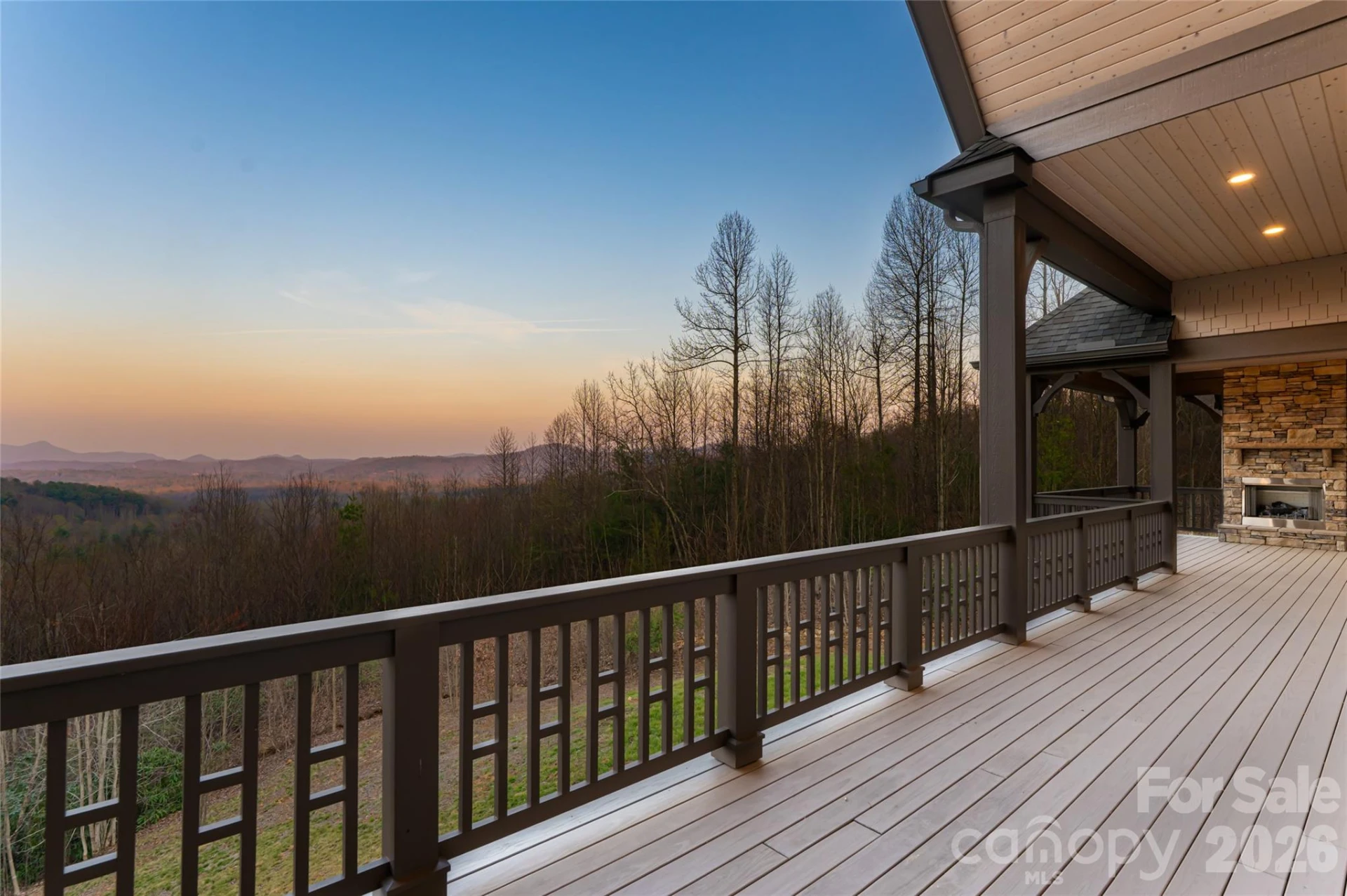 527 Falkirk Way - Photo 2