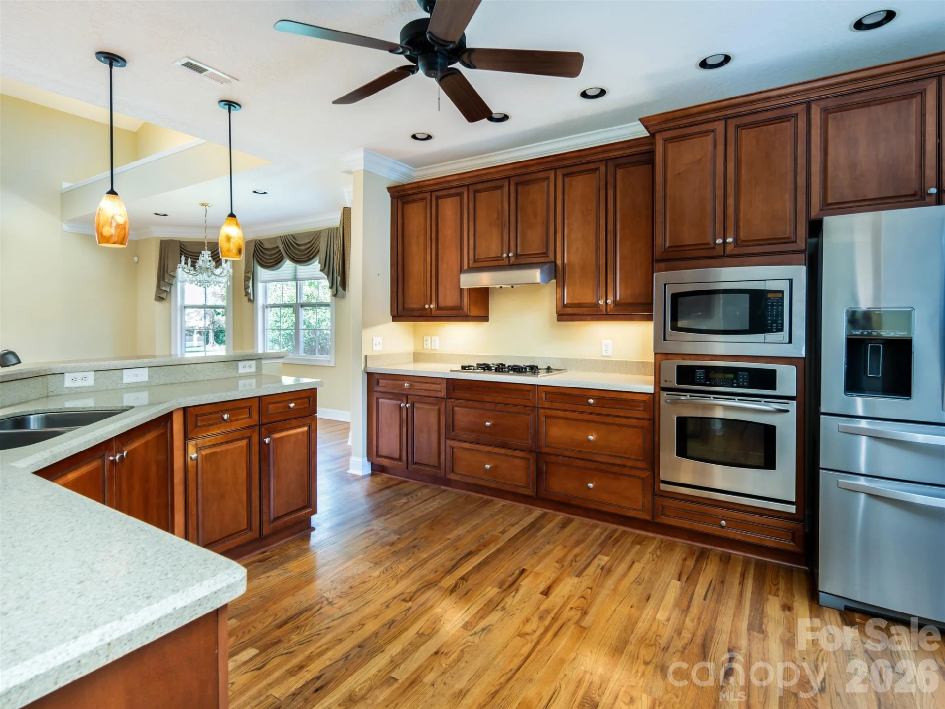 124 Towne Place Drive - Photo 7