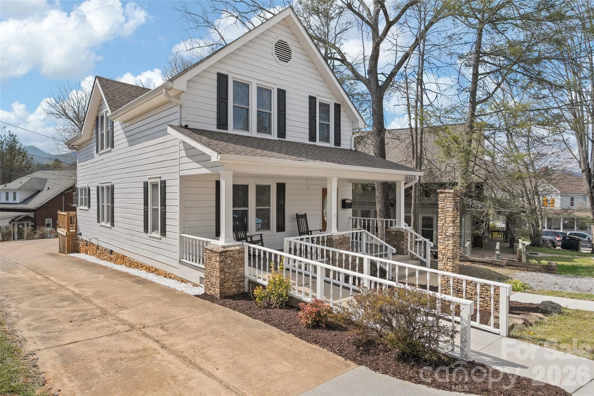 89 Walnut Street
