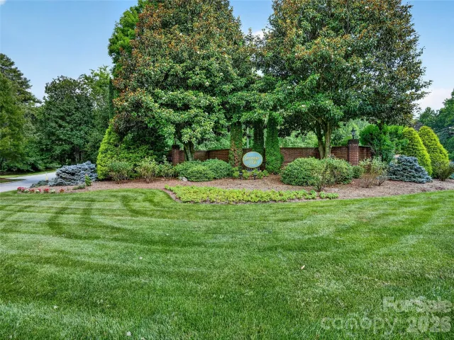 290 Sweetwater Hills Drive