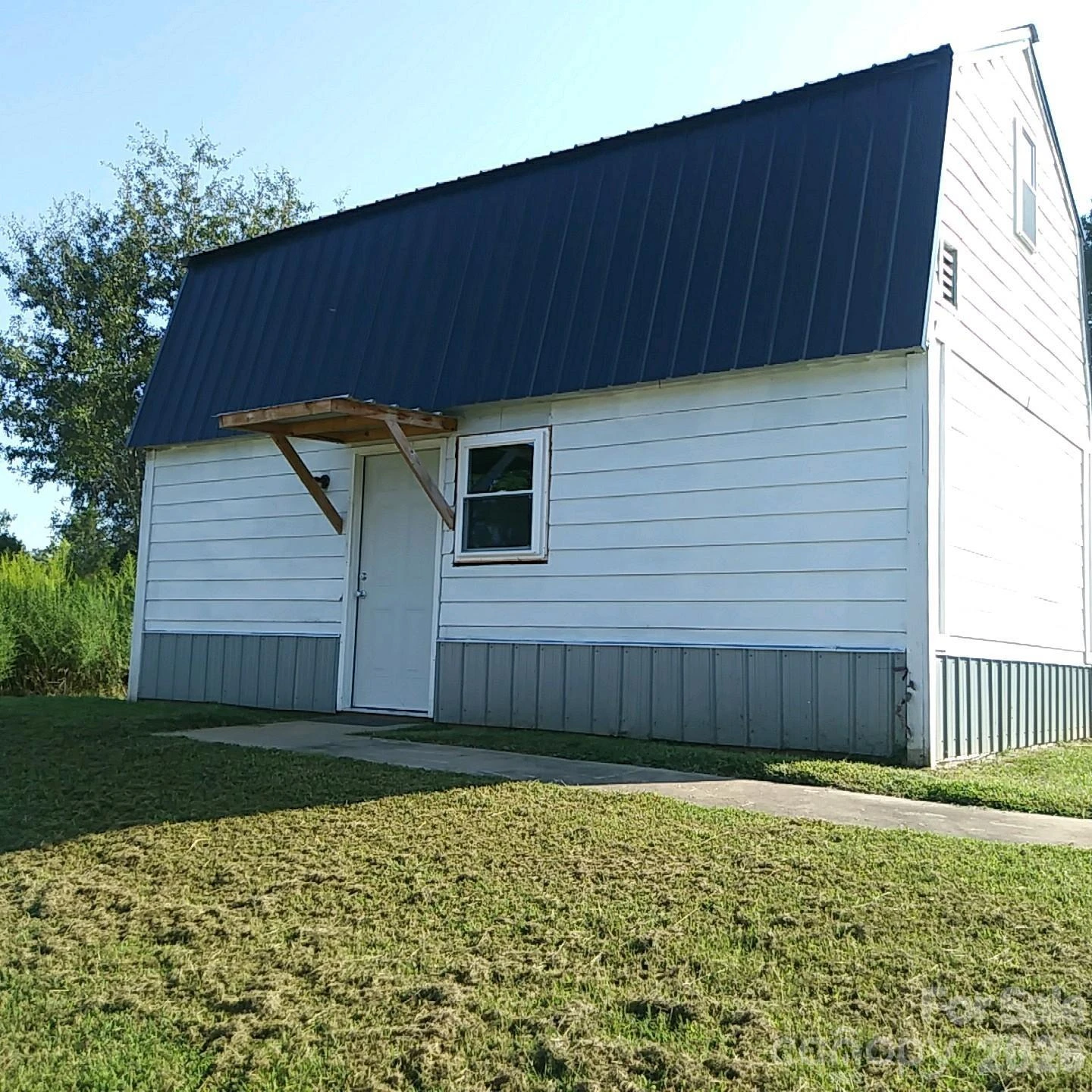 181 Sandy Hill Drive - Photo 4