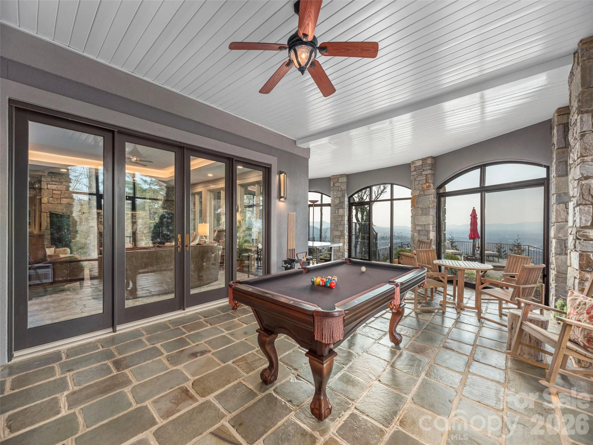 633 Altamont View - Photo 34