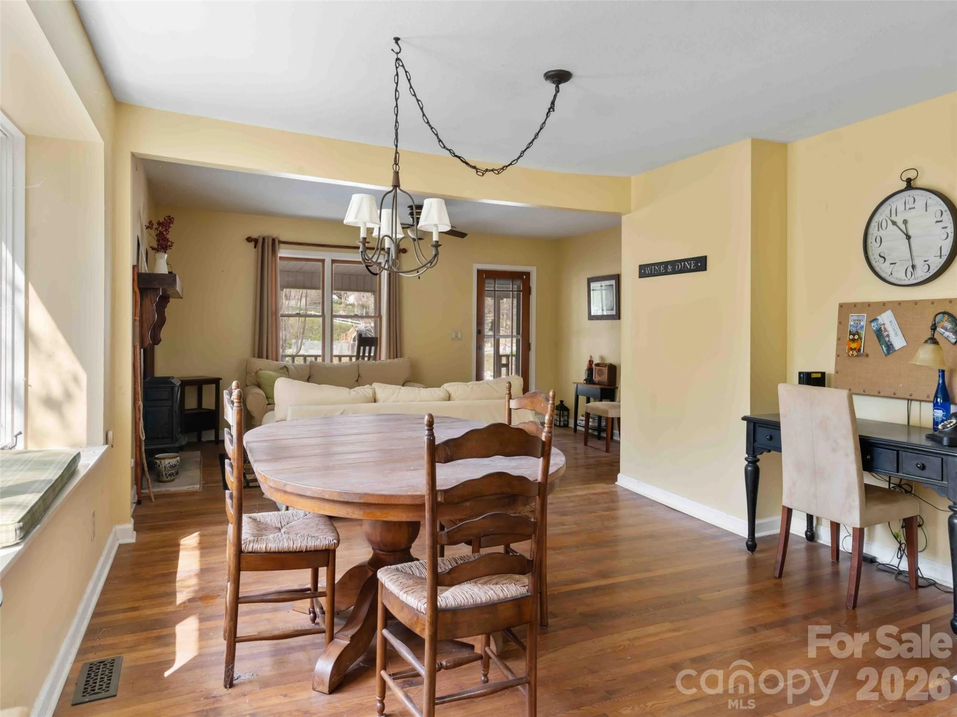 306 Southside Drive - Photo 17