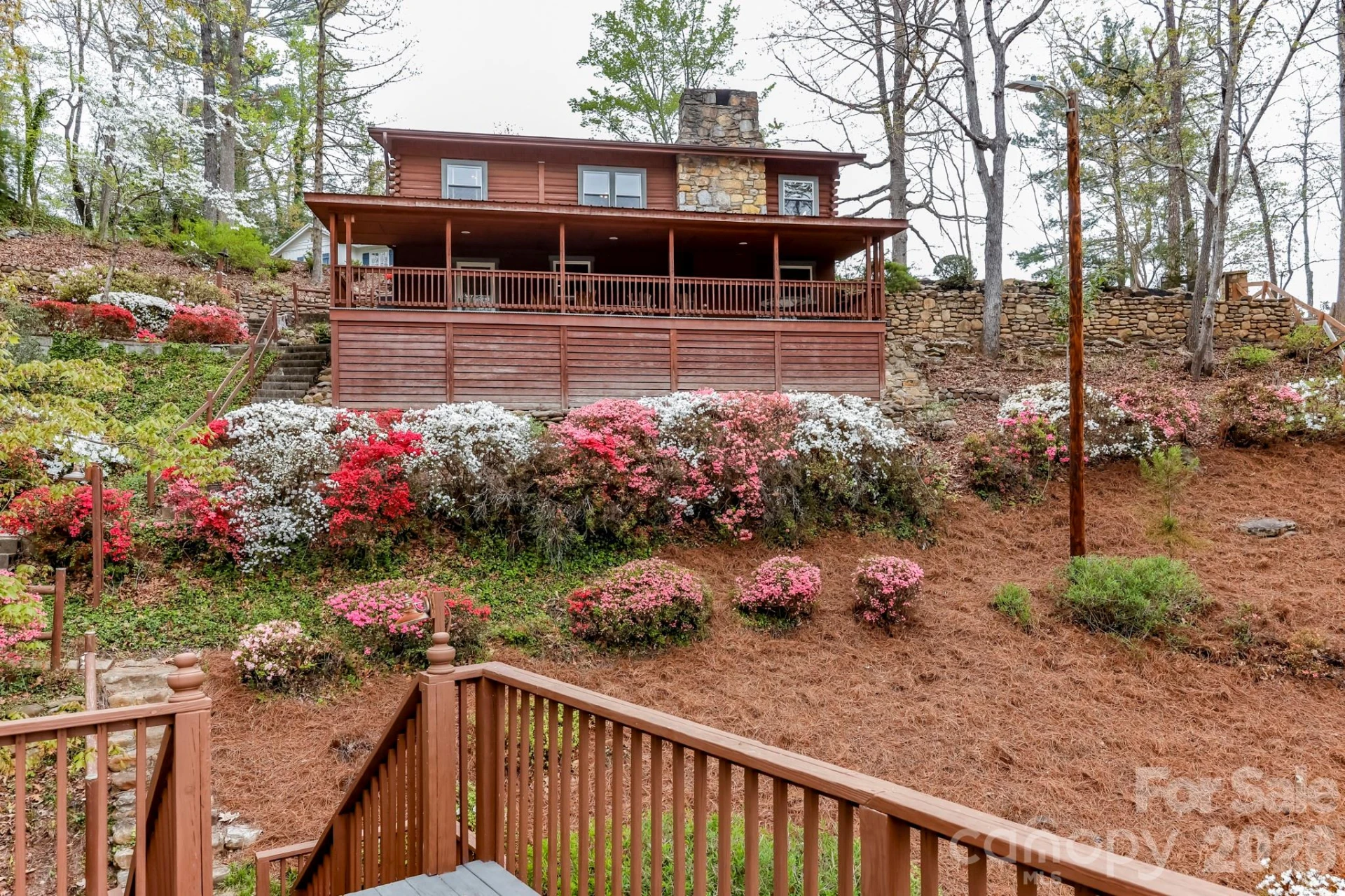 118 Rock Point Road - Photo 2