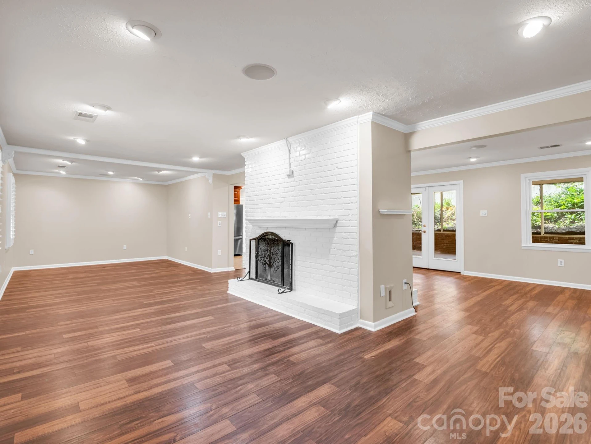 111 Dogwood Drive - Photo 8