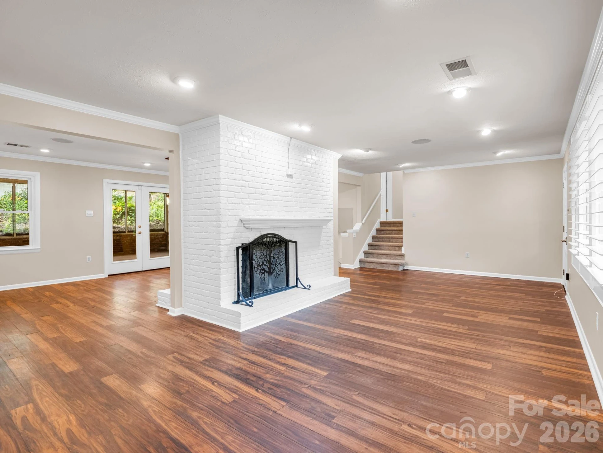 111 Dogwood Drive - Photo 6